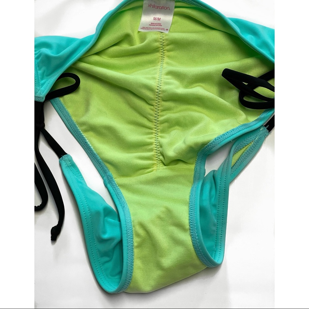 Color Block Bikini - Picture 4 of 8